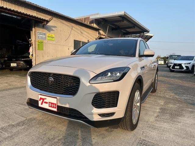 Jaguar E-PACE 2018 — фото автомобиля 1