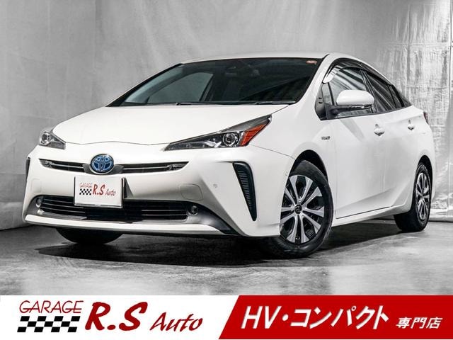 Toyota PRIUS 2019 — фото автомобиля 1