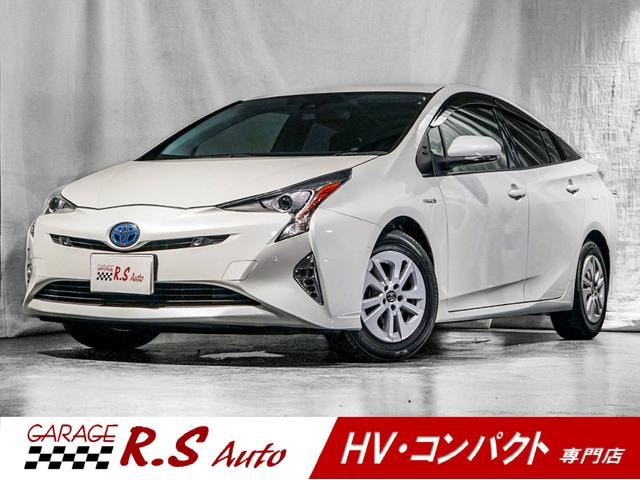 Toyota PRIUS 2018 — фото автомобиля 1