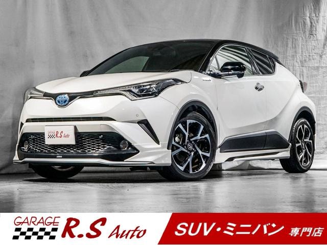 Toyota C-HR 2017 — фото автомобиля 1