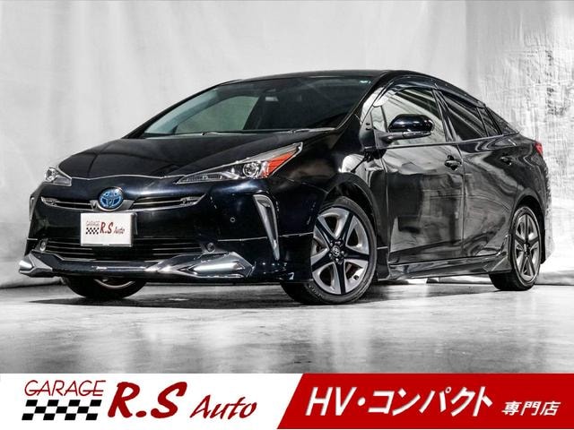 Toyota PRIUS 2019 — фото автомобиля 1