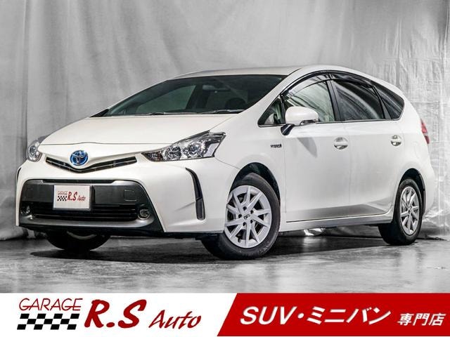 Toyota PRIUS ALPHA 2015 — фото автомобиля 1