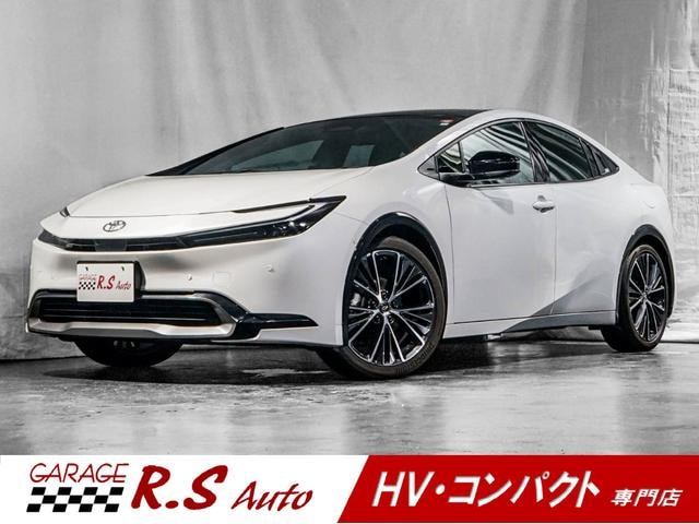 Toyota PRIUS 2023 — фото автомобиля 1