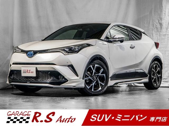 Toyota C-HR 2018 — фото автомобиля 1