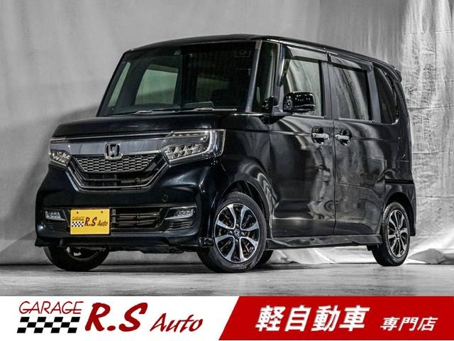 Honda N-BOX CUSTOM 2017 — фото автомобиля 1