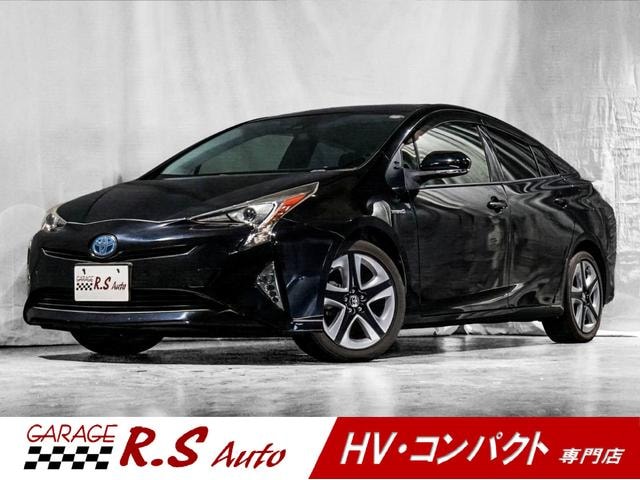 Toyota PRIUS 2016 — фото автомобиля 1