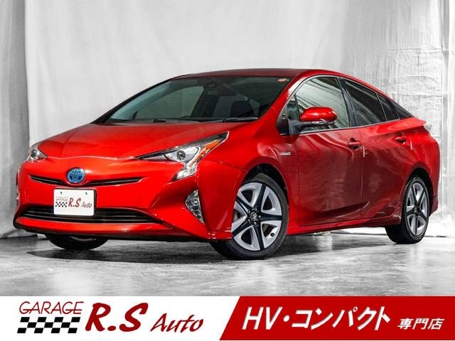 Toyota PRIUS 2017 — фото автомобиля 1