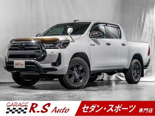 Toyota HILUX 2022 — фото автомобиля 1