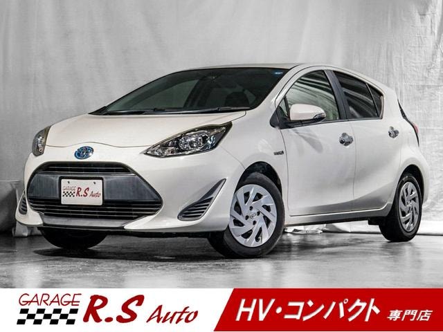 Toyota AQUA 2018 — фото автомобиля 1