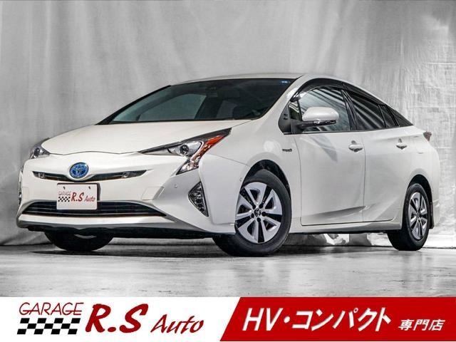 Toyota PRIUS 2016 — фото автомобиля 1