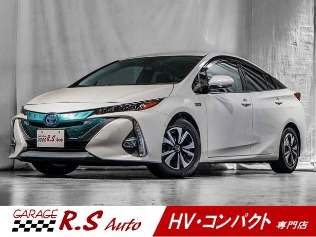Toyota PRIUS PHV 2017 — фото автомобиля