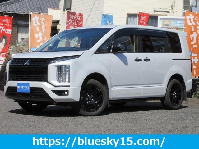 Mitsubishi DELICA D:5 2025 — фото автомобиля