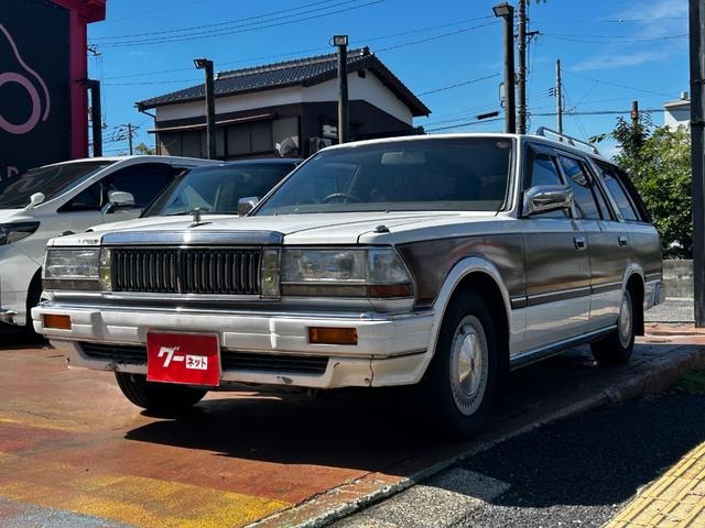 Nissan CEDRIC WAGON 1996 — фото автомобиля