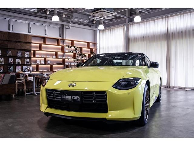 Nissan FAIRLADY Z 2023 — фото автомобиля