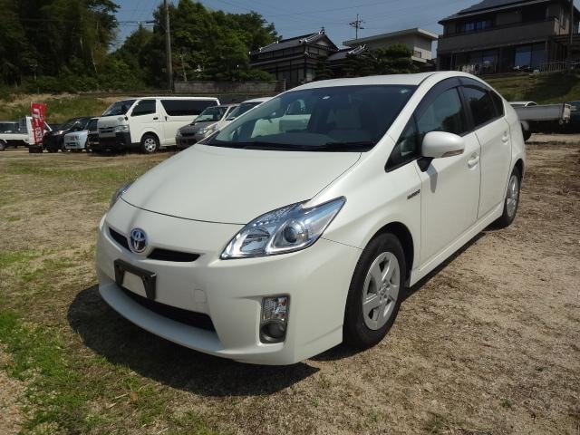 Toyota PRIUS 2010 — фото автомобиля 1