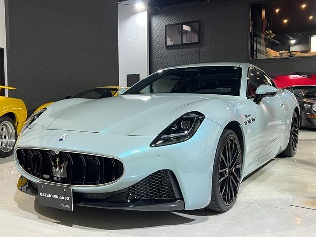 Maserati GRAN TURISMO 2025 — фото автомобиля