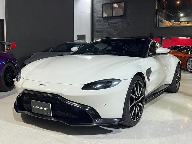 Aston Martin VANTAGE 2018 — фото автомобиля