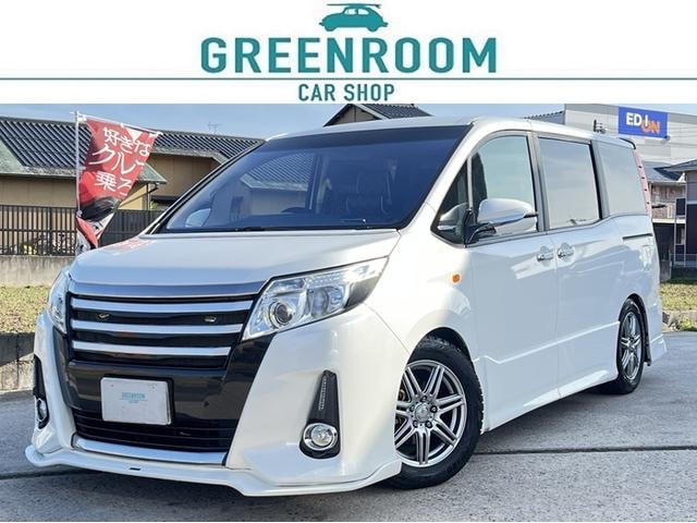 Toyota NOAH 2014 — фото автомобиля 1