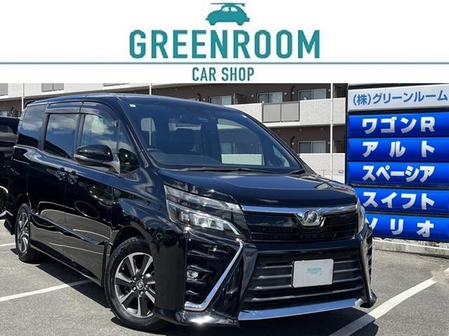 Toyota VOXY 2017 — фото автомобиля 1