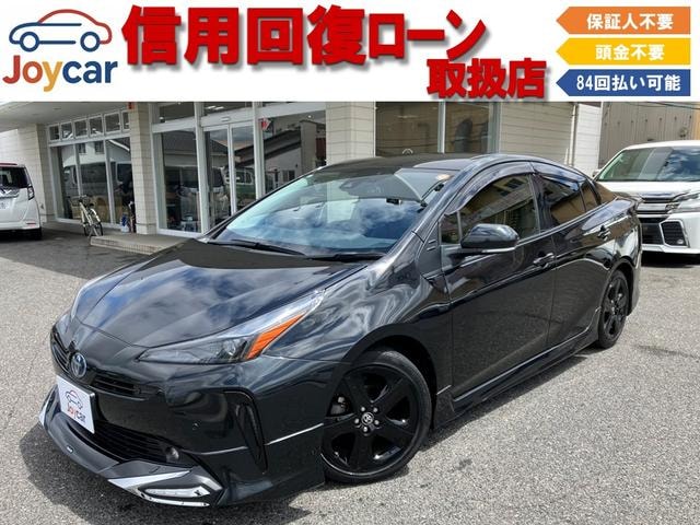 Toyota PRIUS 2021 — фото автомобиля 1