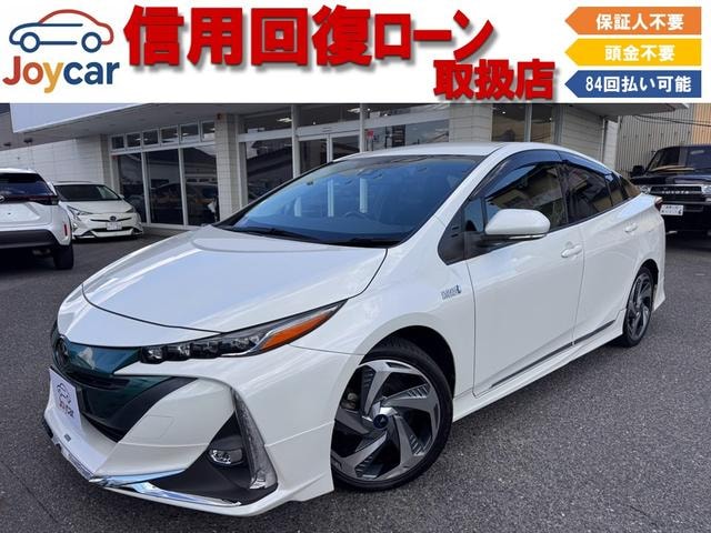 Toyota PRIUS PHV 2019 — фото автомобиля