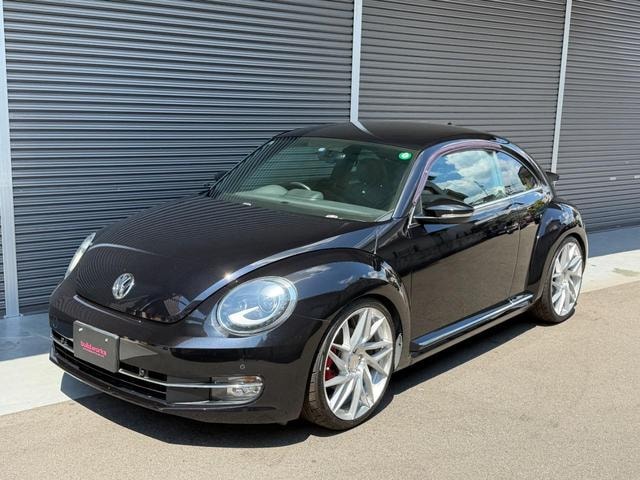 Volkswagen THE BEETLE 2013 — фото автомобиля 1