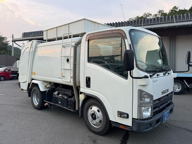 Isuzu ELF TRUCK 2014 — фото автомобиля