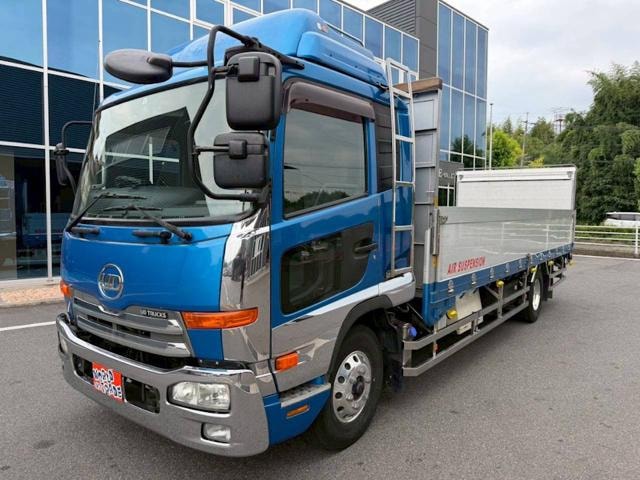 Ud Trucks CONDOR 2013 — фото автомобиля 1