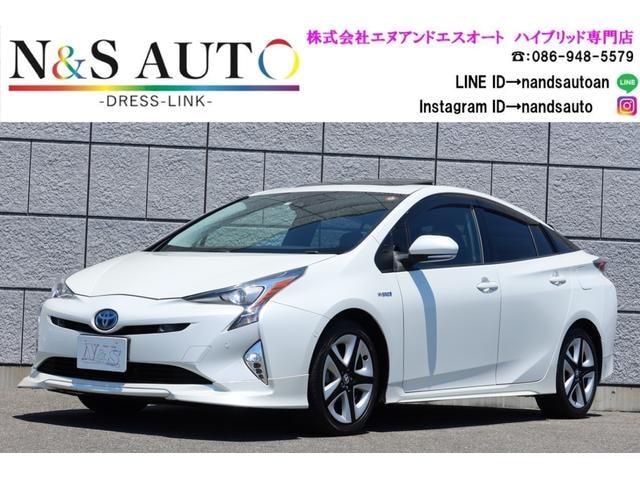 Toyota PRIUS 2015 — фото автомобиля 1