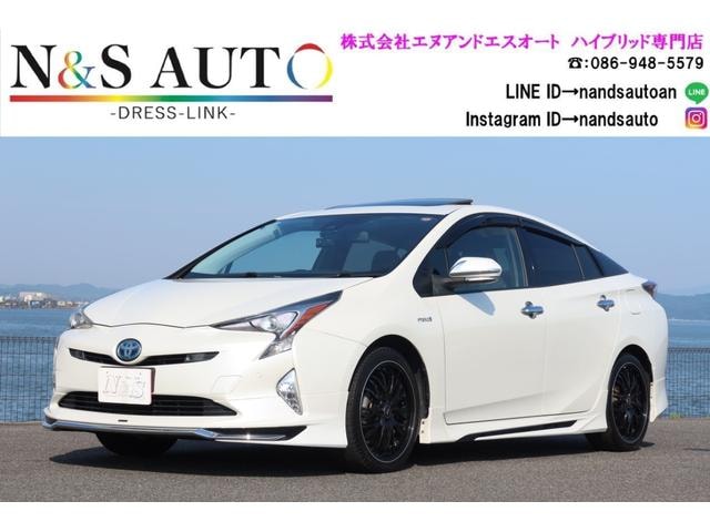 Toyota PRIUS 2016 — фото автомобиля 1
