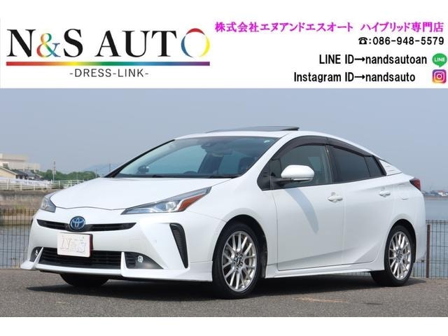 Toyota PRIUS 2020 — фото автомобиля 1