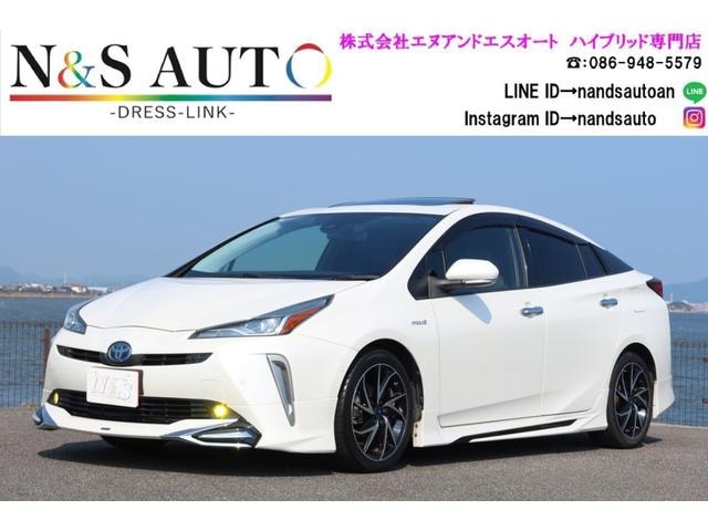 Toyota PRIUS 2019 — фото автомобиля 1