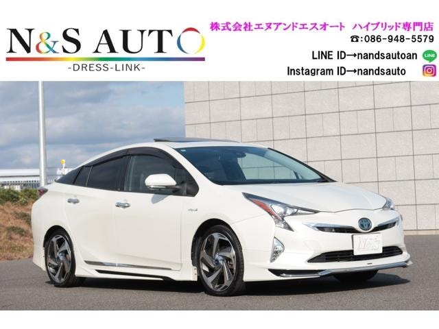 Toyota PRIUS 2016 — фото автомобиля 1