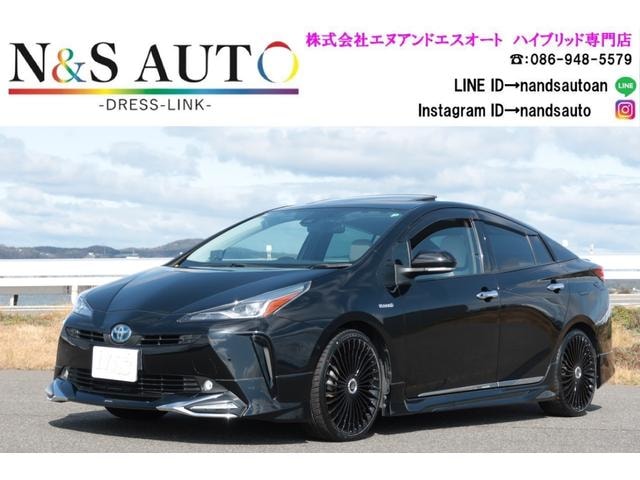 Toyota PRIUS 2019 — фото автомобиля 1