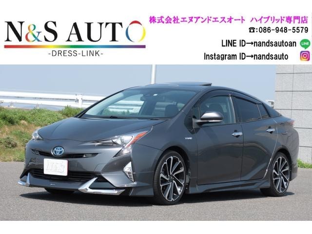 Toyota PRIUS 2016 — фото автомобиля 1