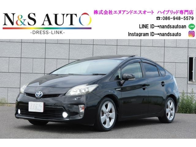 Toyota PRIUS 2013 — фото автомобиля 1