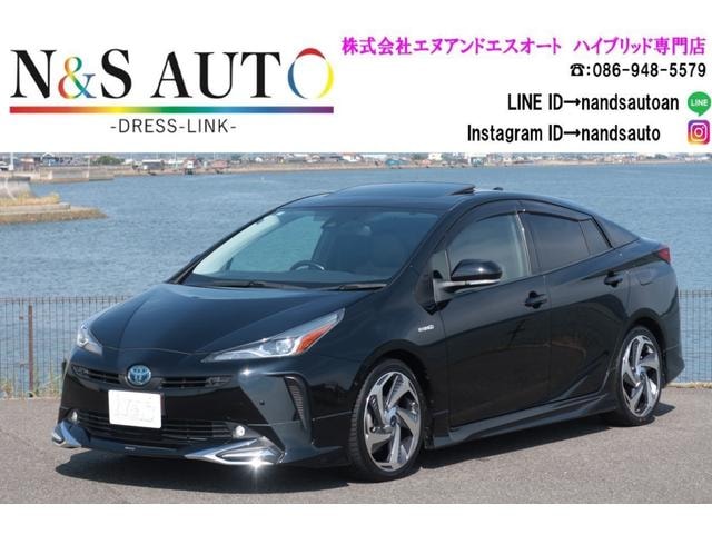 Toyota PRIUS 2019 — фото автомобиля 1