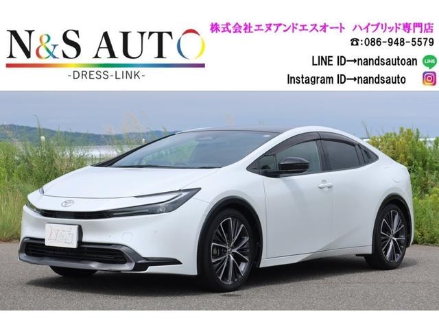 Toyota PRIUS 2023 — фото автомобиля 1