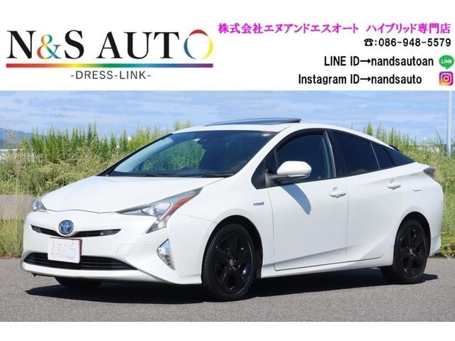 Toyota PRIUS 2016 — фото автомобиля 1