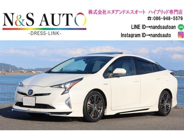 Toyota PRIUS 2016 — фото автомобиля