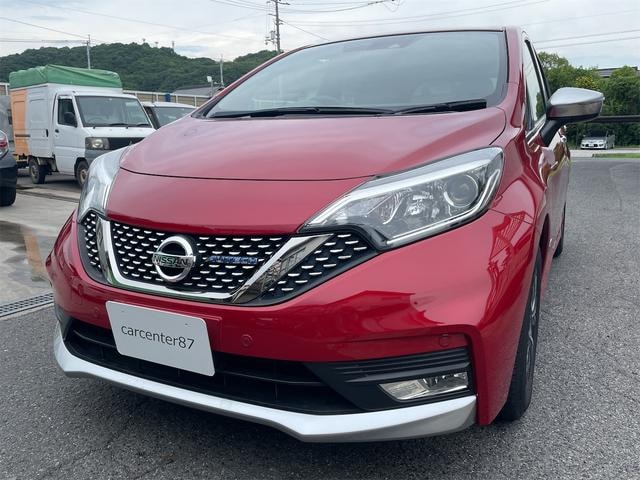 Nissan NOTE 2018 — фото автомобиля 1