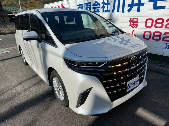 Toyota ALPHARD HYBRID 2026 — фото автомобиля