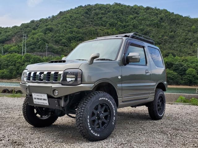 Suzuki JIMNY 2012 — фото автомобиля