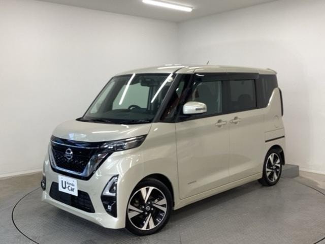 Nissan ROOX 2022 — фото автомобиля