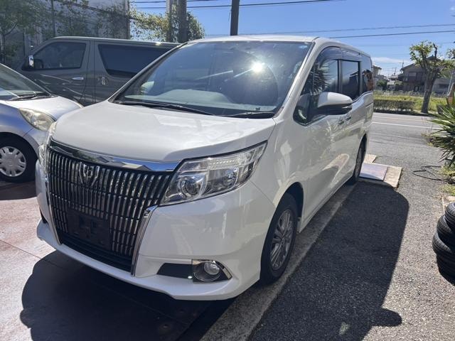 Toyota ESQUIRE 2015 — фото автомобиля 1
