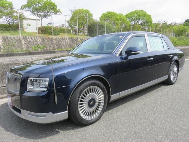 Toyota CENTURY 2024 — фото автомобиля