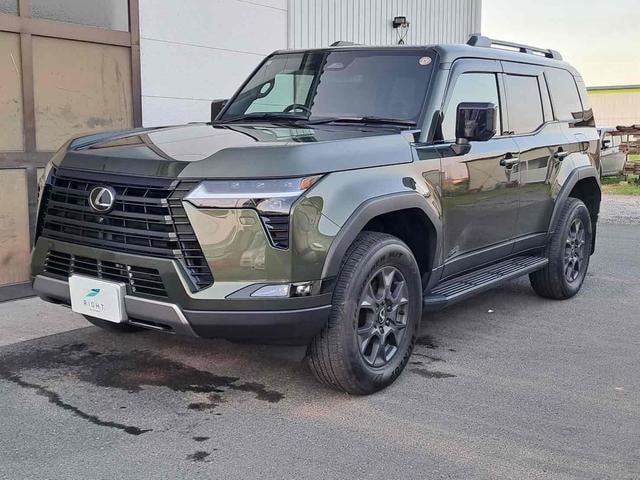 Lexus GX 2025 — фото автомобиля