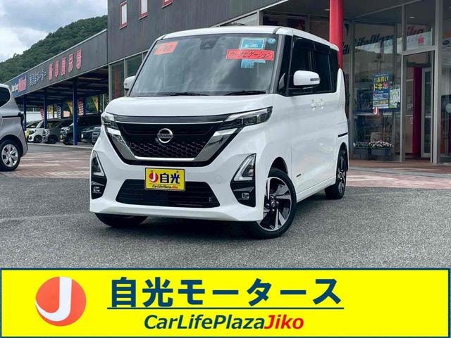 Nissan ROOX 2023 — фото автомобиля 1