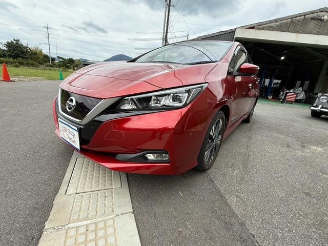 Nissan LEAF 2017 — фото автомобиля 1