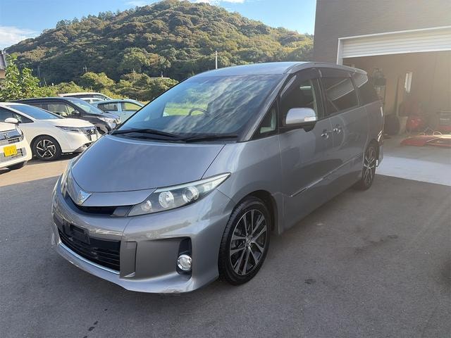 Toyota ESTIMA 2013 — фото автомобиля 1
